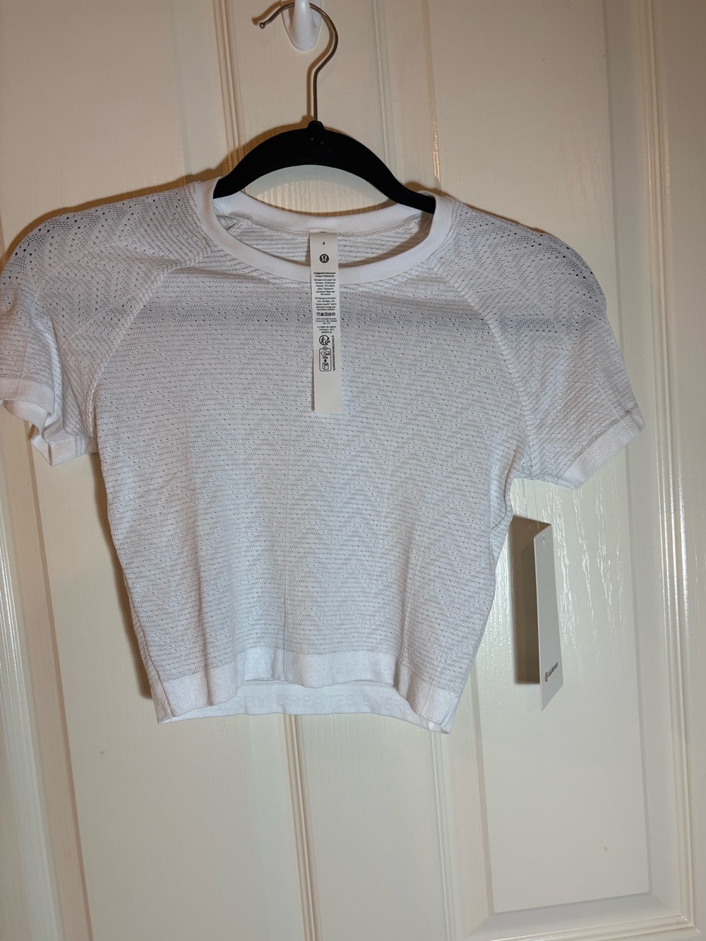 Lululemon Athletica White Short Sleeve Cropped Swiftly Tech